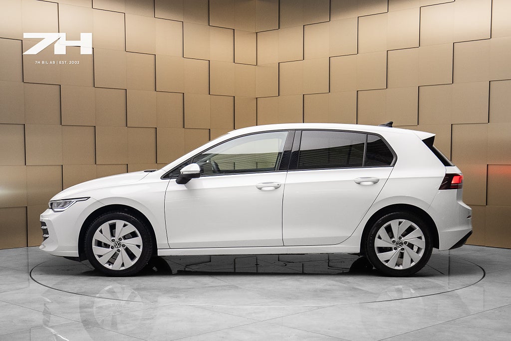 Volkswagen Golf 1.5 eTSI 150hk Life / DSG / Kamera / Farthållare