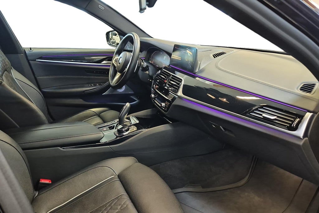 BMW 540i xDrive Touring Steptronic, 8-trinn, 340hk, 2020