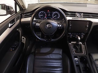 Kombi Volkswagen Passat 15 av 23