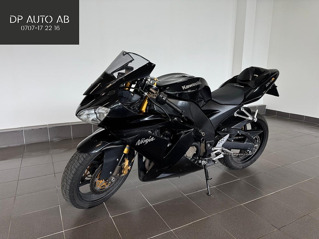 Kawasaki Ninja ZX-10R 1.0 174HK l Öhlins l BOS Superbike Avgas