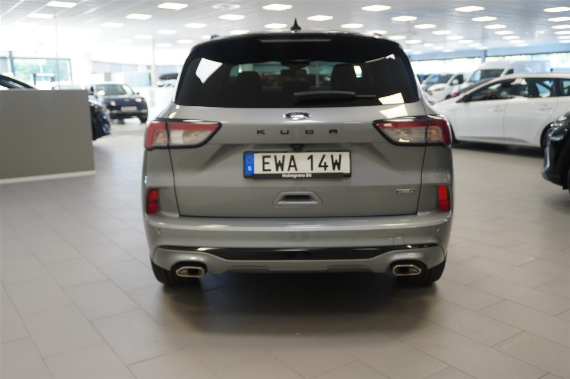 Ford Kuga ST-Line X Plug-In Black Edt 2023, bild 5/10
