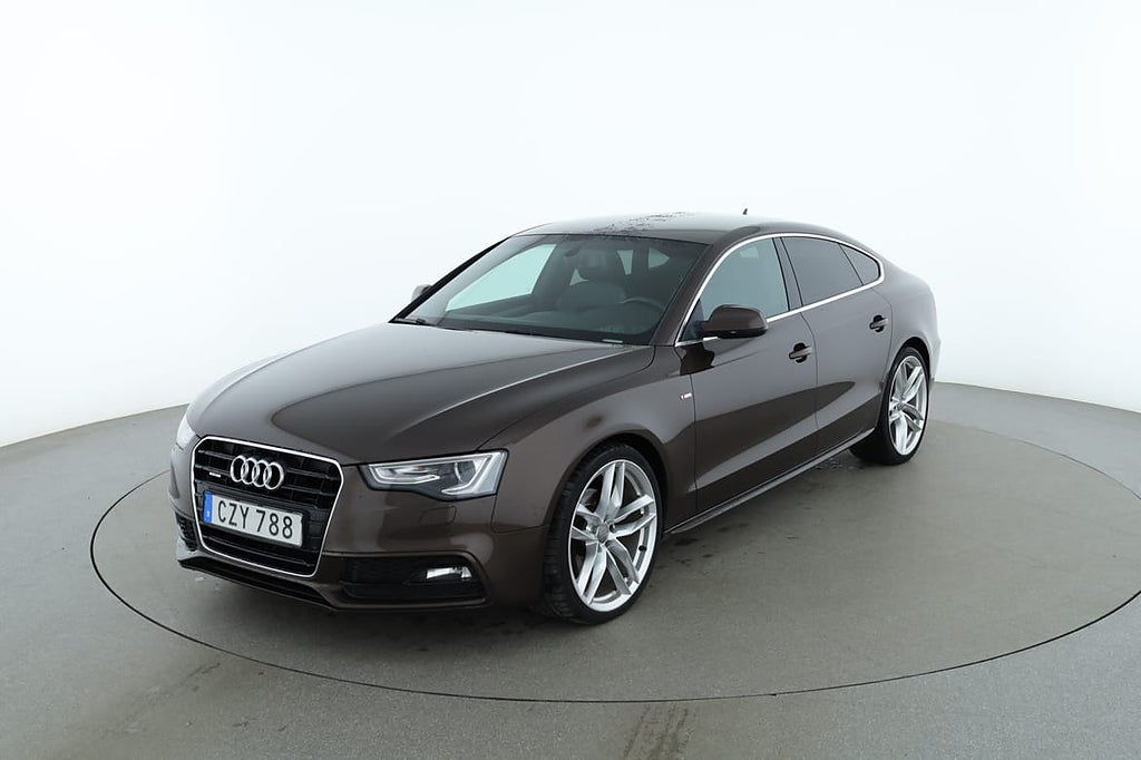 Audi A5 Sportback 2.0 TDI quattro S Line / Värmare, PDC