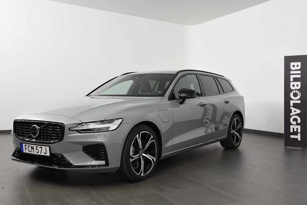 Volvo V60 T6 Plus Dark Edition Demobil / HUD / 360-kamera / HarmanKardon /