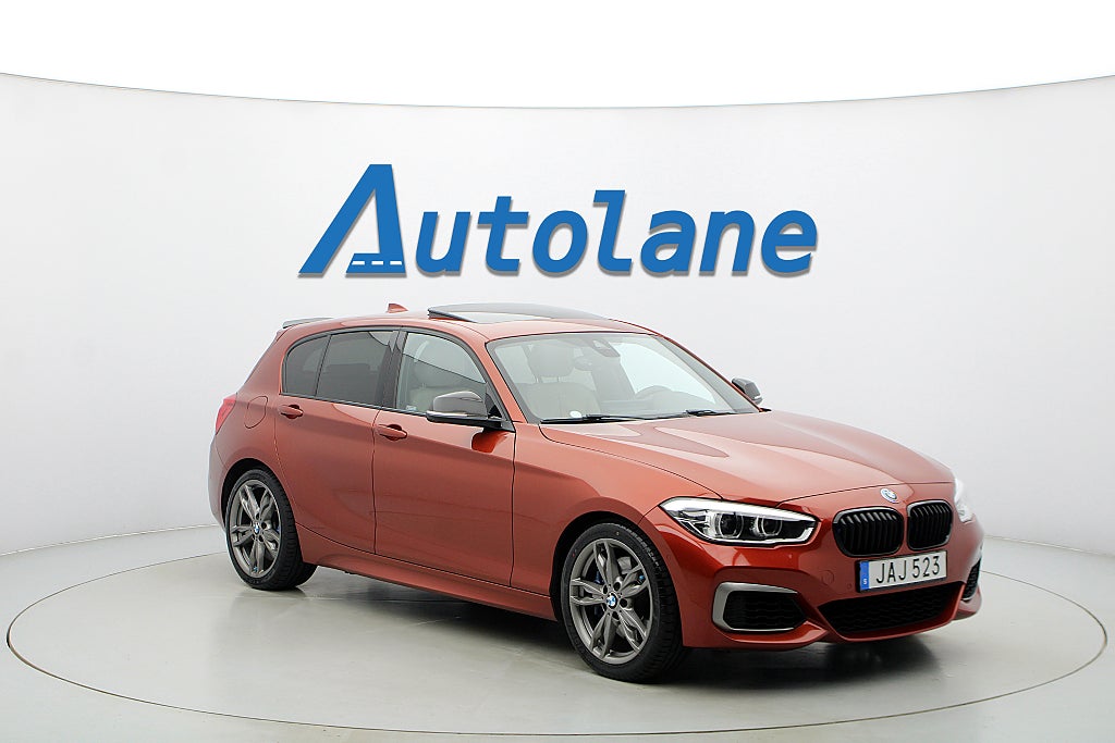 BMW M140i xDrive M-Performance Taklucka, H/K, B-kamera 340hk