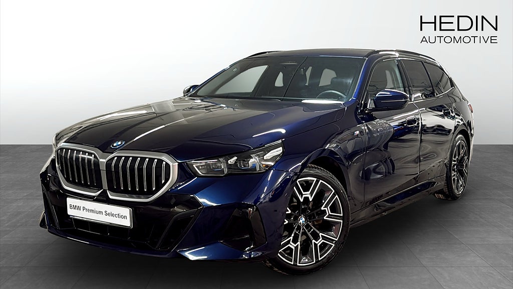 BMW 530e xDrive Touring M Sport / H&K / Drag
