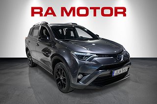 SUV Toyota RAV4 2 av 25