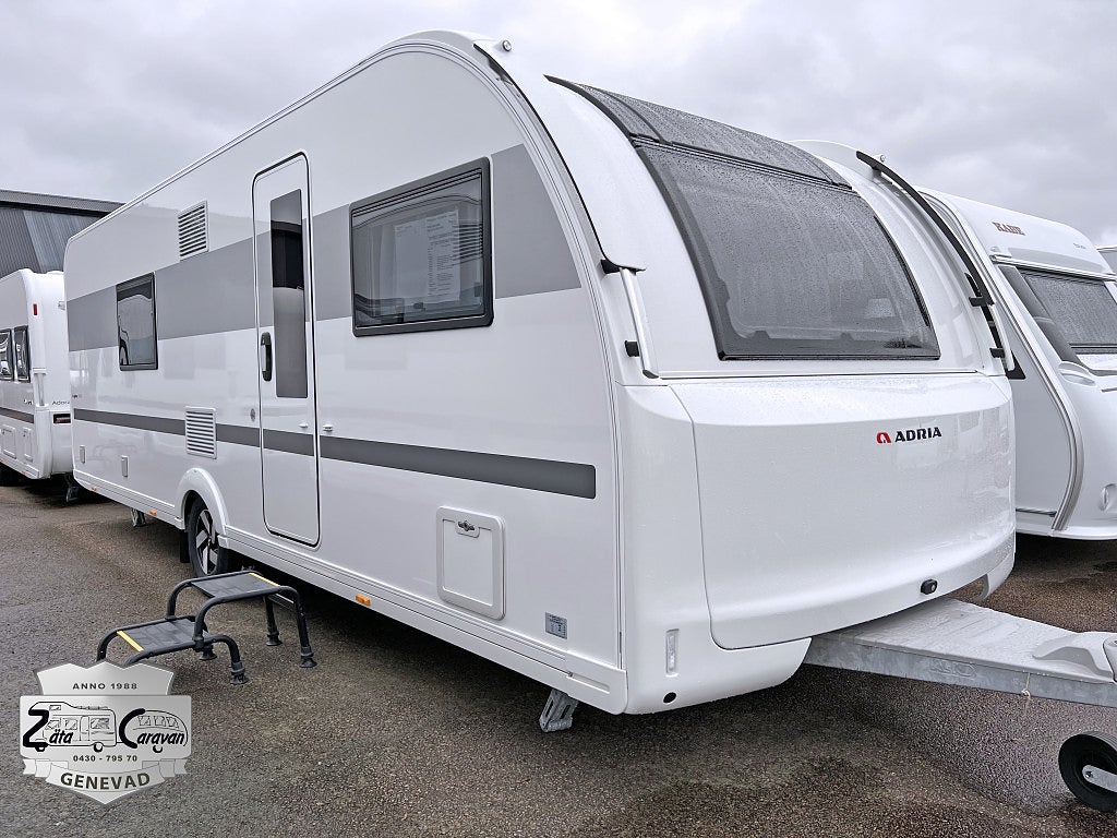 Adria Alpina 663 UK (ny) (inkl AC + First Camp 30 dag) 