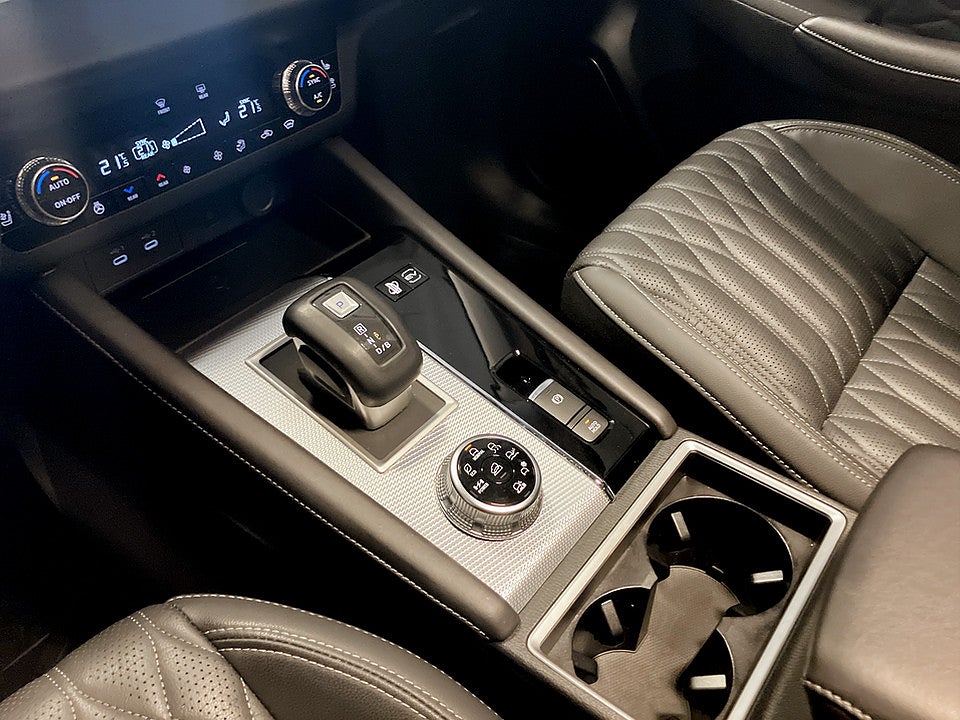 Bild på Mitsubishi Outlander Instyle PHEV 306k Aut 4WD PANO B-KAMERA