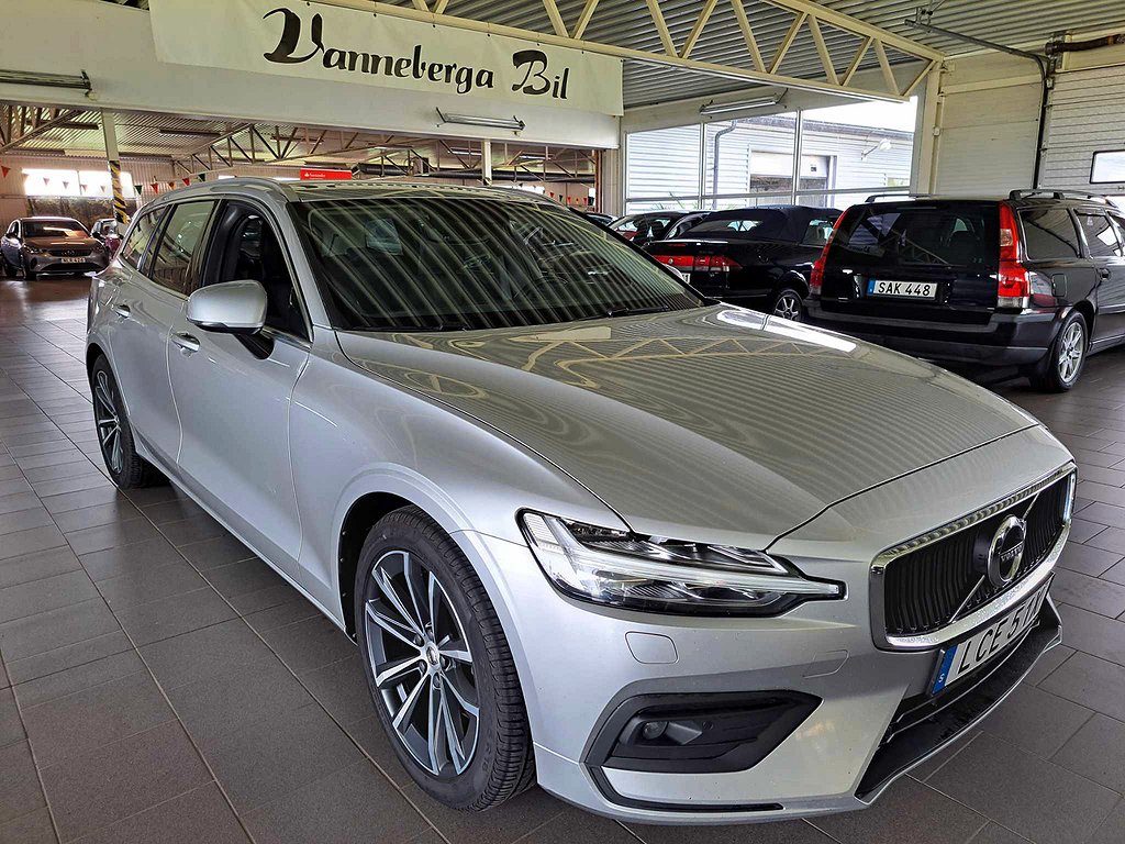 Volvo V60 D4 AWD Momentum Drag/GPS/Backkamera/VOC/Aut/ Euro 6