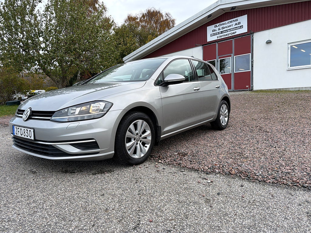 Volkswagen Golf VII 5-dörrar 1.0 TSI Base Euro 6