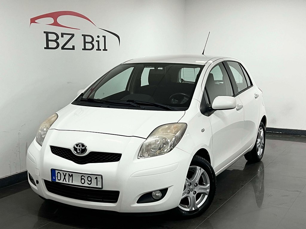 Toyota Yaris 1.33 Dual VVT-i Euro 5/ Lågmil/ M&K Värmare