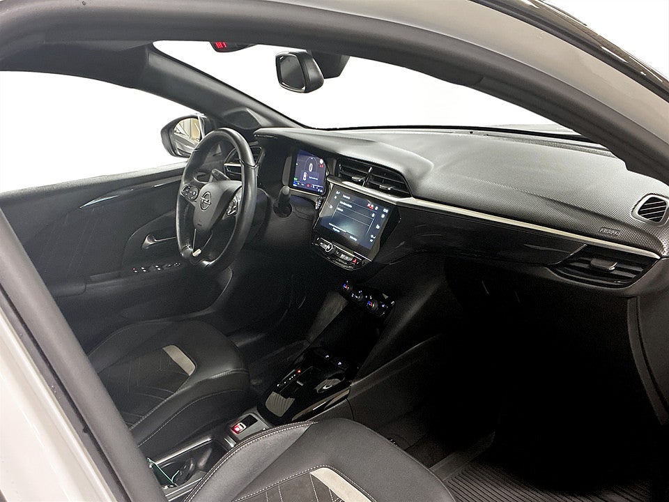 Bild på Opel Corsa-e Ultimate 50kWh 136hk Aut B-KAMERA NAVI