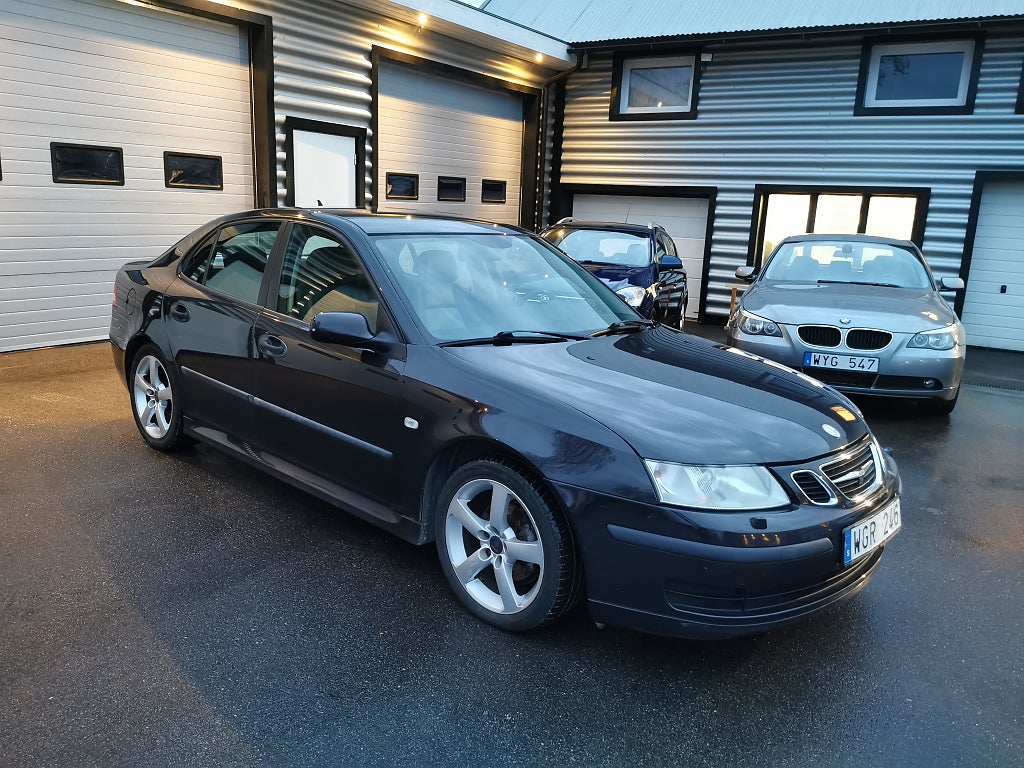 Saab 9-3 SportSedan 1.8t Vector/ M-värme/ Elstol 150hk