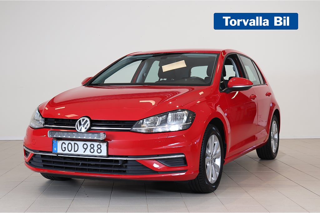 Volkswagen Golf 1.0 TSI 110HK M-Värmare CarPlay Adaptiv Farthållare
