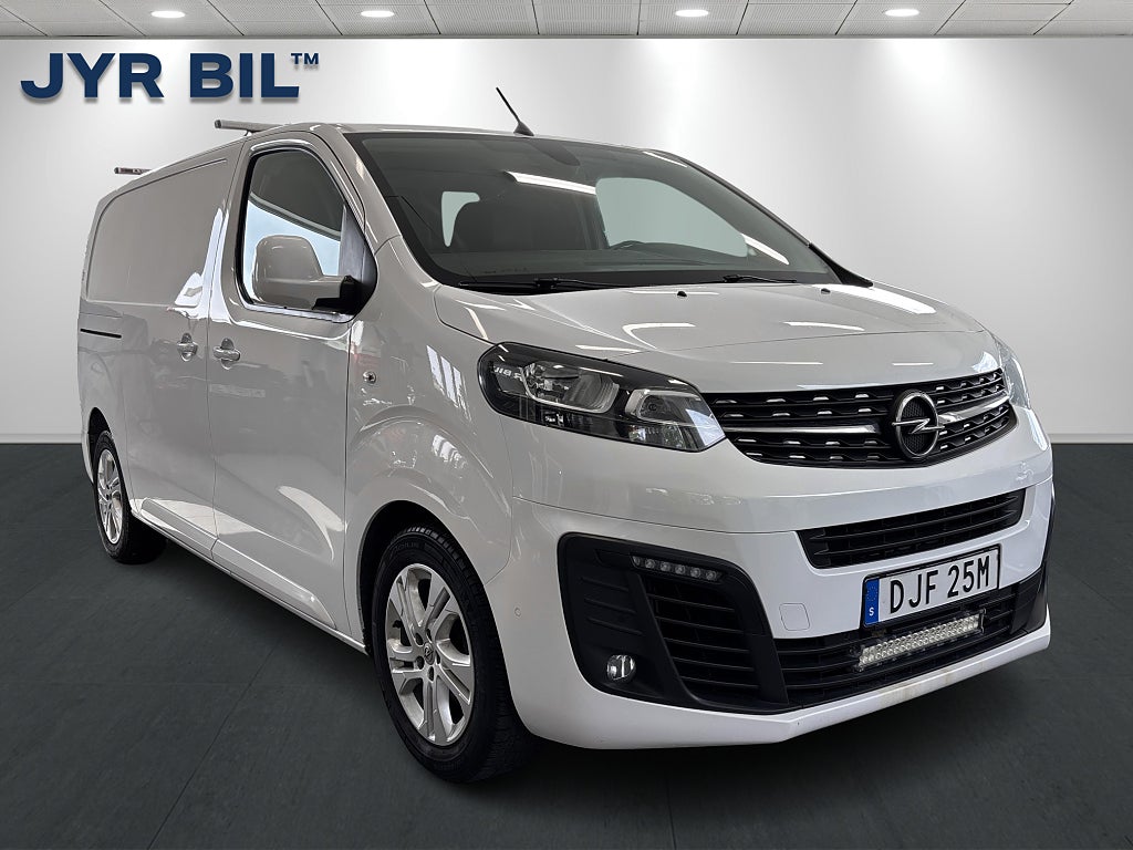 Opel Vivaro Skåpbil IP 2.0 / V-inredd Worksystem / Värmare / MOMS