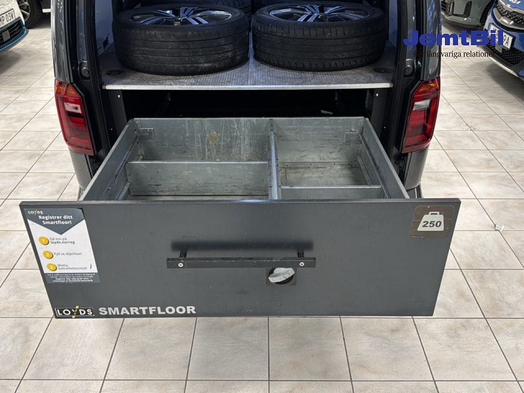 Volkswagen Caddy 2017 - miniatyr 8