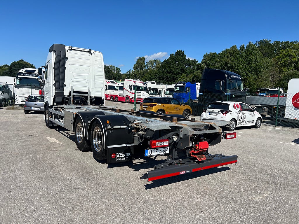 Volvo FH13 540 6x2 Containerede / Lösflaksbil, I-See