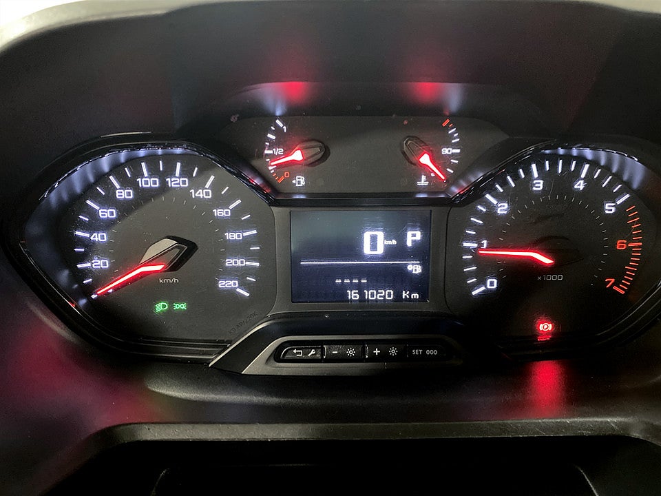 Bild på Peugeot Partner PRO 1.2 PT 130hk Aut L1 P-SENSORER DRAG BLUETOOTH 