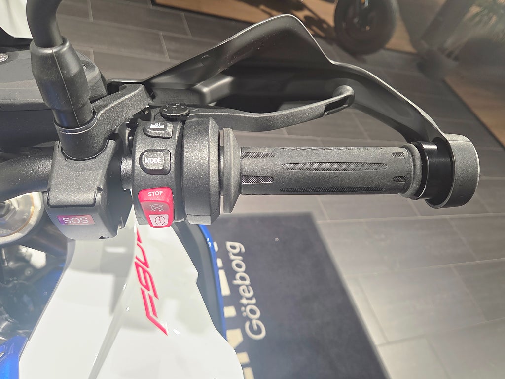 BMW F900XR/Räntekampanj 3,45%/Comfort-pack