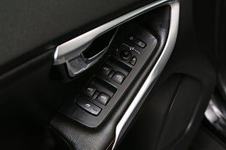 Halvkombi Volvo V40 Cross Country 13 av 26