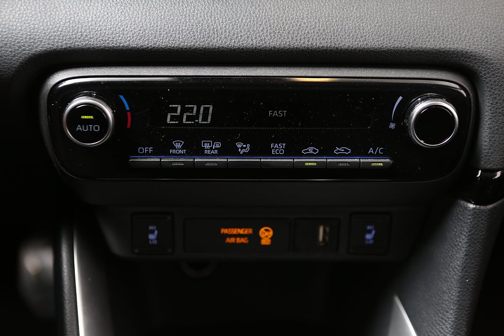 Toyota Yaris 1,5 VVT-i Hybrid CVT Active 5D Dragkrok 2020