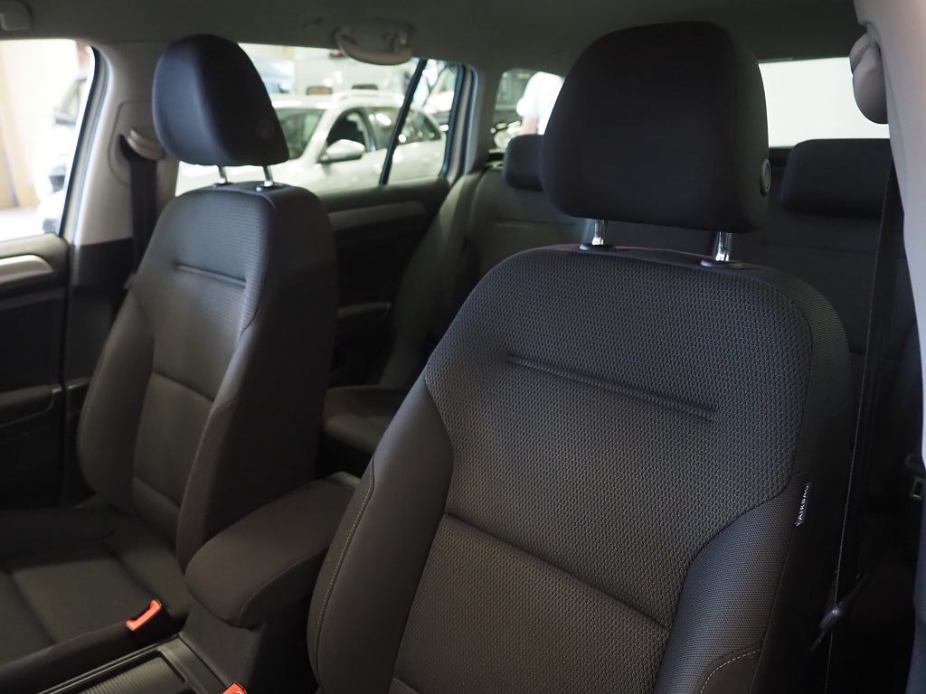 Volkswagen Golf Sportscombi 1.6 TDI 4Motion Dragkrok Kamera D-Värm 2016