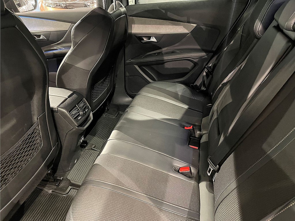 Bild på Peugeot 3008 GT 1.2 PT 130hk Aut - DRAG, B-KAMERA