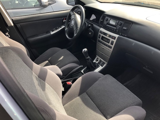 Toyota Corolla 2004, bild 2/32