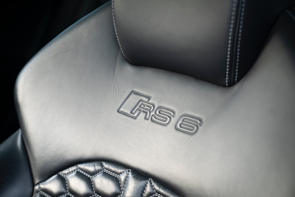 Audi RS6 2016 - miniatyr 27