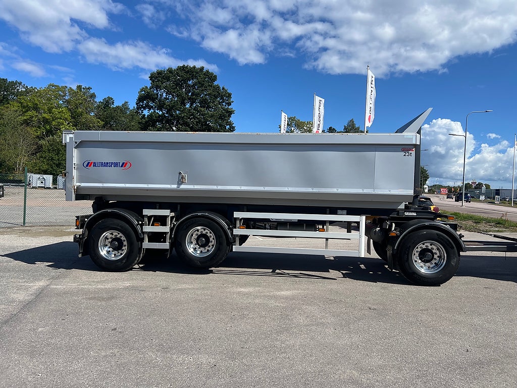 Övriga Roadex 3 Axlad tippvagn,