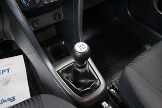 Halvkombi Suzuki Swift 12 av 14