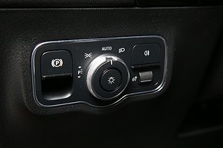 SUV Mercedes-Benz GLA 15 av 28