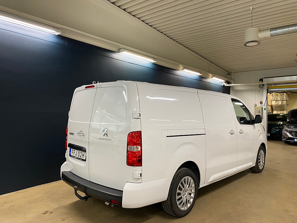 Bild på Peugeot Expert PRO+ L3 2.0 BlueHDi 145hk AUT