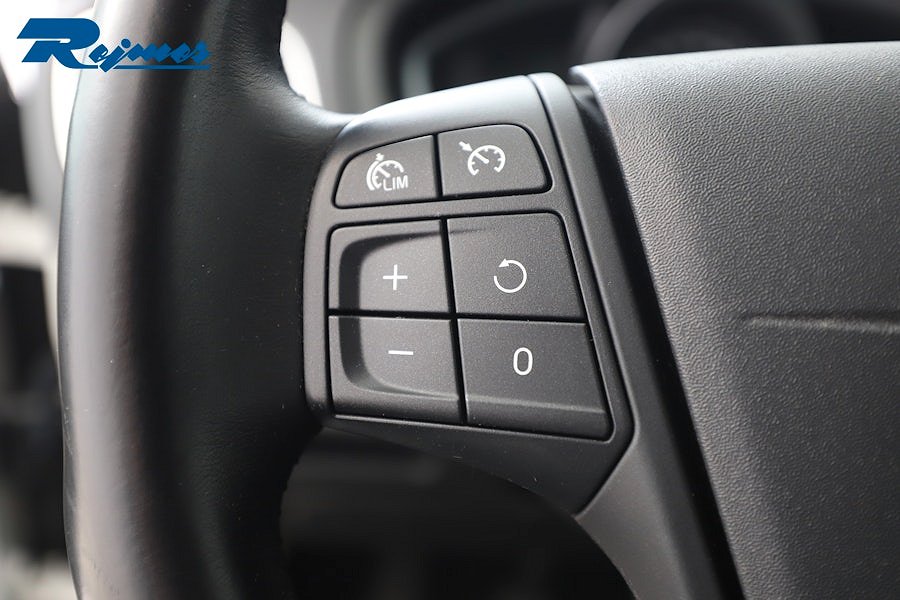 Volvo V40 D2 Manuell, 6-trinn, 115ps, 2015