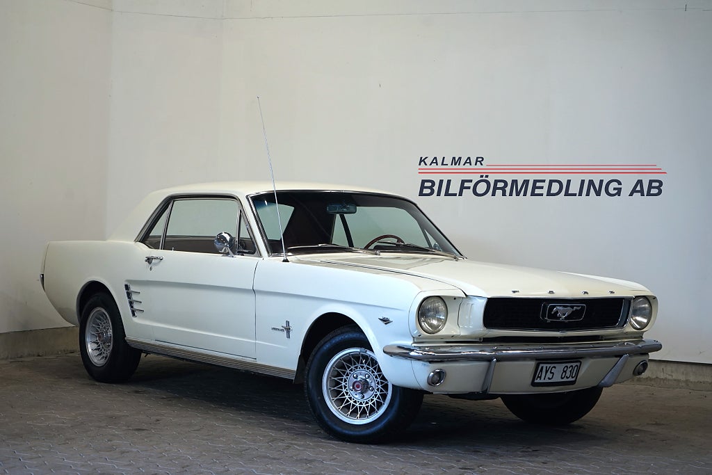Ford Mustang Hardtop 4.7 V8 Cruise-O-Matic 228hk