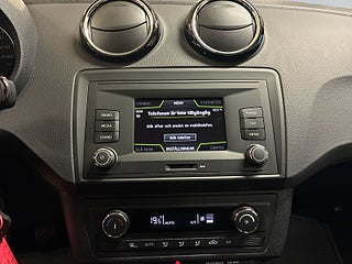 Seat Ibiza 1.2 TSI Style Motorvärmare LED-ramp Psensorer Låg skatt S&V
