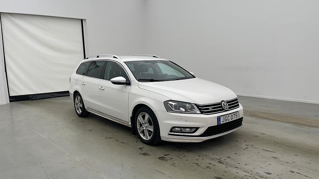 Volkswagen Passat TDI 4M 177hk R-Line D-Värmare Skinn OUTLET
