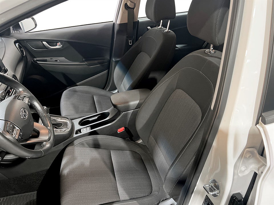 Bild på Hyundai Kona Essential 1.0 T-GDI 120hk Aut - B-KAMERA, RATTVÄRME