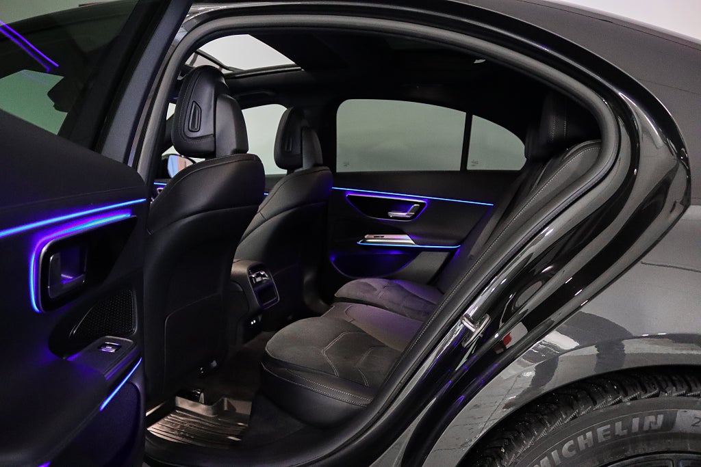 Mercedes-Benz E 220 d 4MATIC AMG Pano Superscreen Night Package