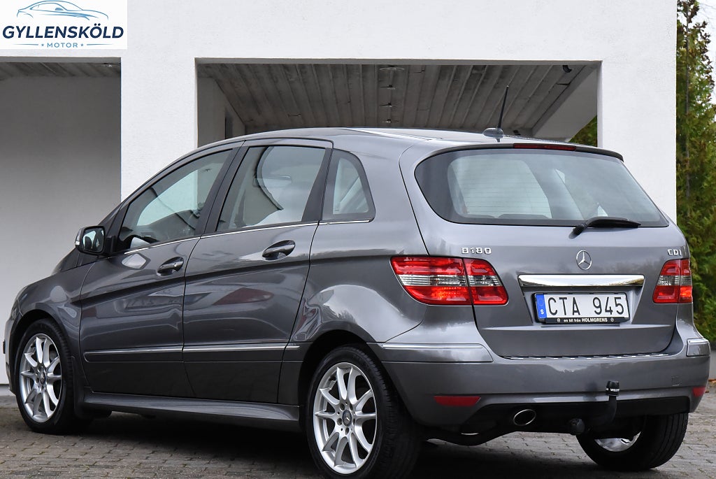 Mercedes-Benz B 180 180 CDI Sport Panorama Dragkrok AUX Skinn  