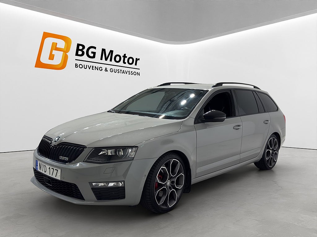 Skoda Octavia RS RS 2.0 TDI 184HK 4x4 Aut Drag/Värmare/Elstolar/B-kamera
