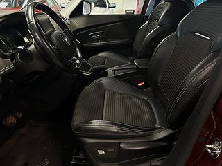 Renault Grand Scénic 1.5 dCi EDC 7-sits S&V-däck/Kamera/Drag