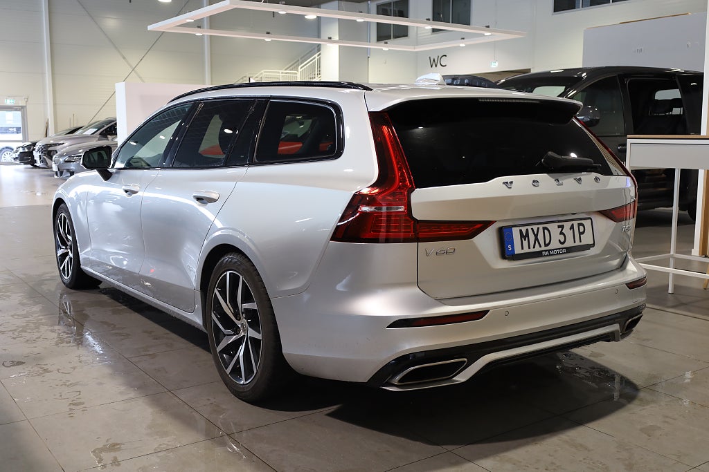 Volvo V60 T5 250hk R-Design Aut 360° Kamera I Head up I Panorama 2019