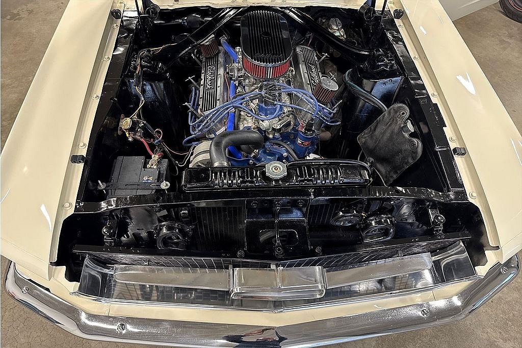 Ford Mustang Hardtop UNIK Ford Mustang Hardtop 4.7 V8, 203hk, renoverad motor