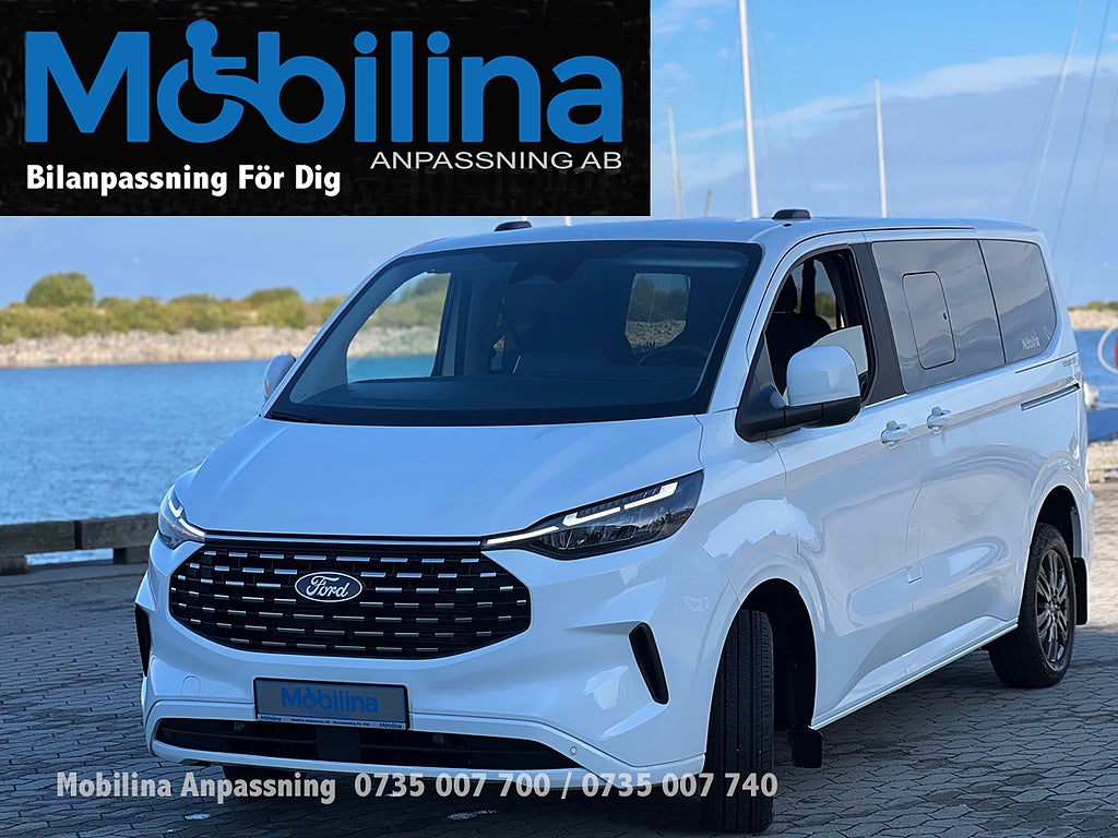 Ford Tourneo Handikappanpassad Rullstolsbil Golvsänkt