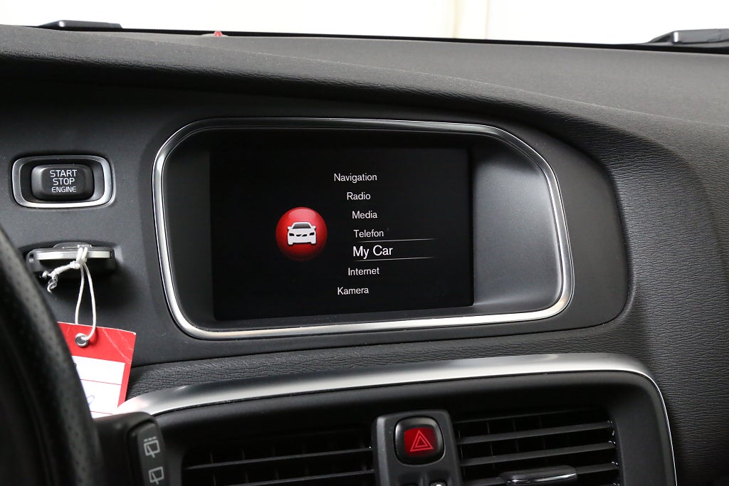 Volvo V40 D3 150hk R-Design Edition Aut Kamera Navi Teknikpaket 2019