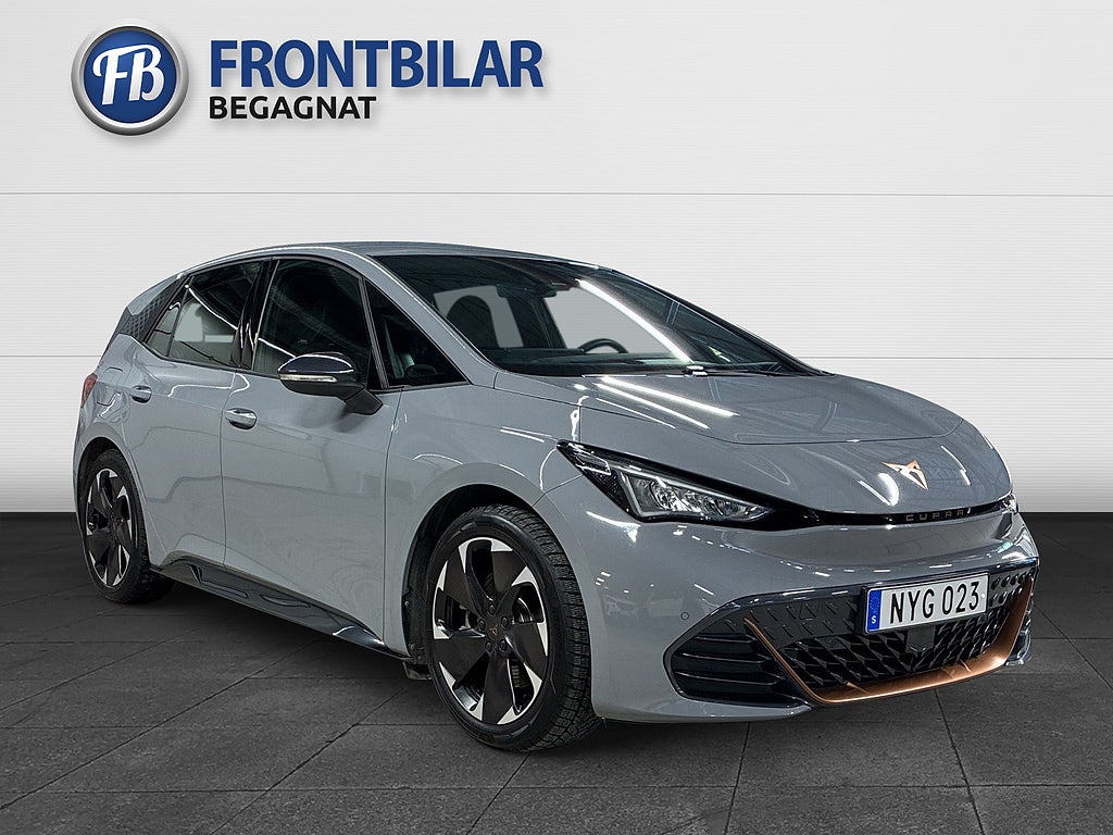 Cupra Born e-boost 58/B-kamera/Adaptiv-fart/Full Link/ 19"fälg