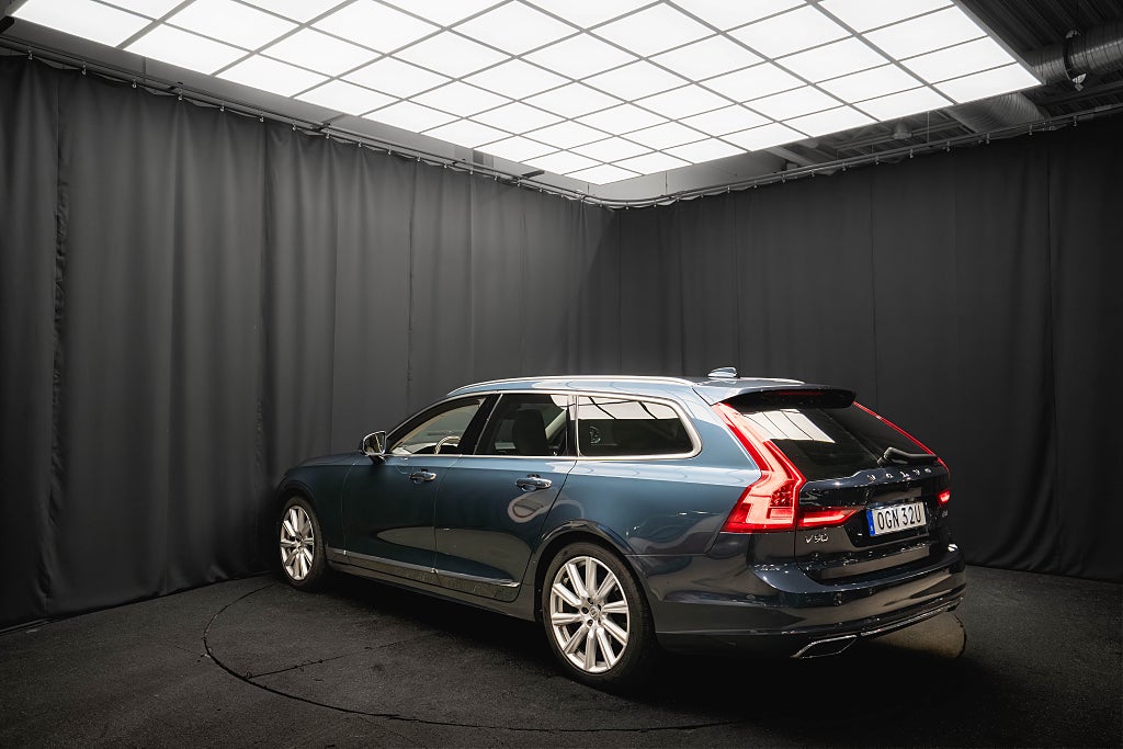 Volvo V90 D4 AWD Inscription LÄDER KAMERA D-VÄRMARE BLIS 2-ÄGARE