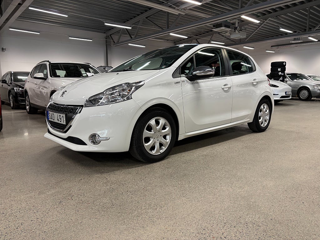 Peugeot 208 5-dörrar 1.2 VTi 82 Panorama