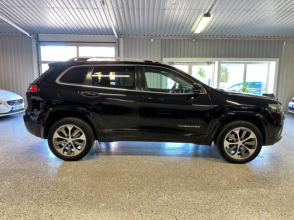 Jeep Cherokee 2.2 CRD 4x4 Euro 6 Overland Topputrustning S+V